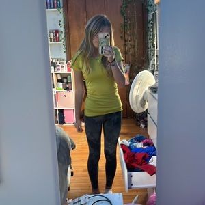 Lululemon Switfly Tech Size 4